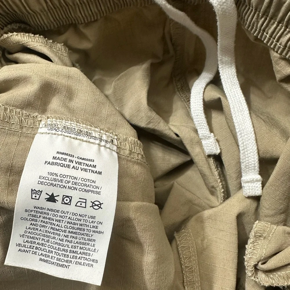 Nike Club Woven Cargo Parachute Pants- XL- 100% Cotton